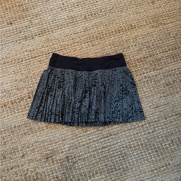 lululemon athletica Pleat to Street Skirt - Picture 3 of 6